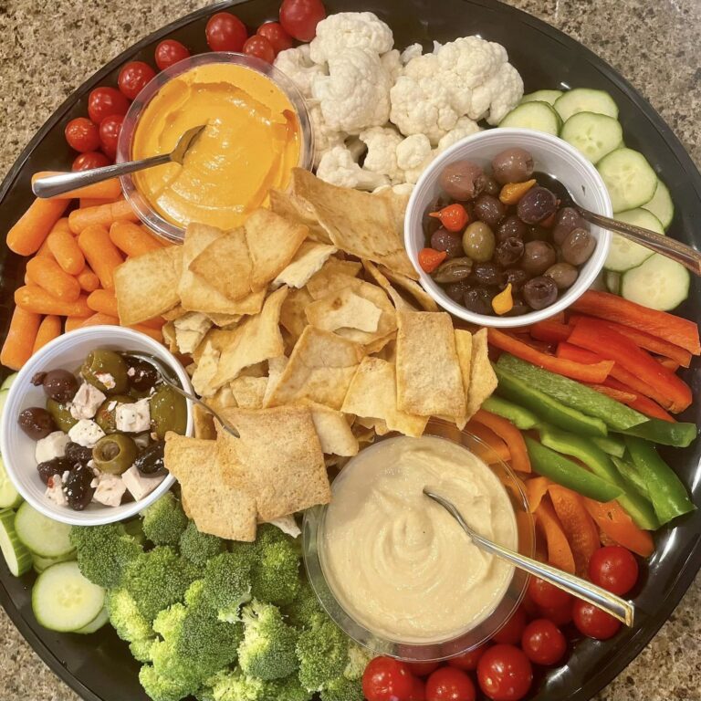 Veggie & Hummus Tray